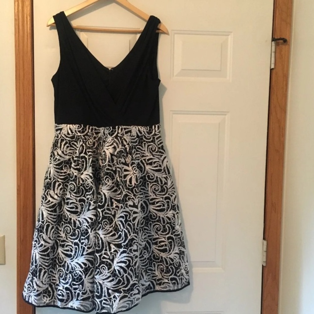 Size 16 new! Beautiful party dress, cocktail NWT